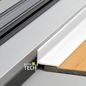 Miniplinta alba inchidere intre rama termopan si parchet Supertech 290 A