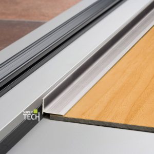 Miniplinta argintiu silver inchidere intre rama termopan si parchet Supertech 290 AS